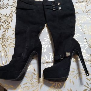 High heel boots